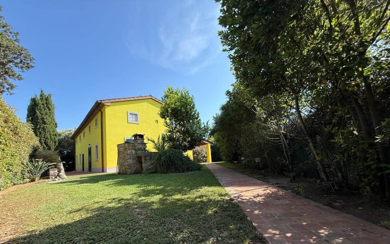 Villa in vendita a San Vincenzo (LI) - rif. 9