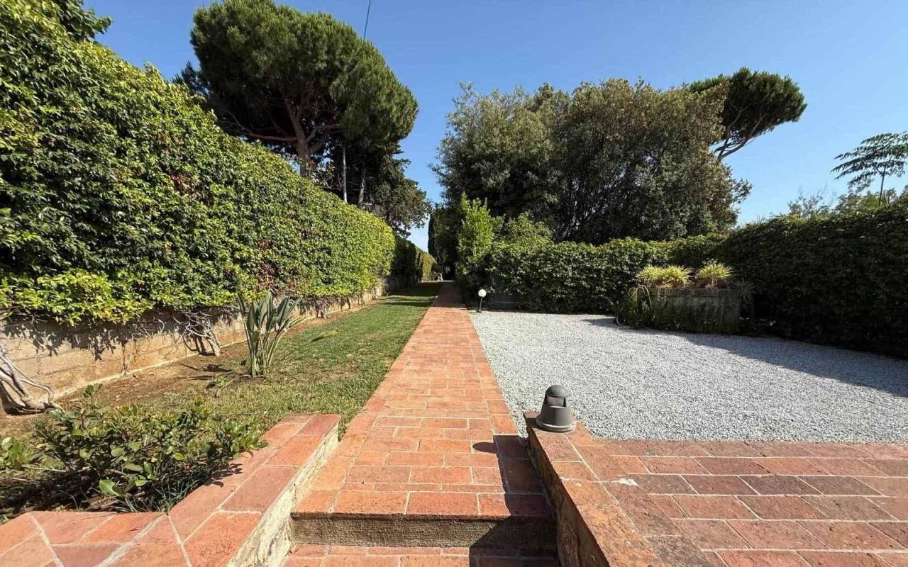 Villa in vendita a San Vincenzo (LI) - rif. 9