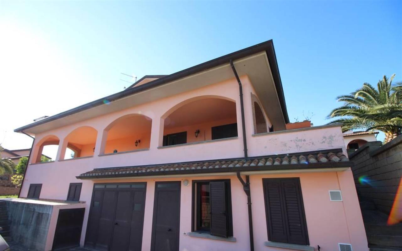 Villa in vendita a San Vincenzo (LI) - rif. 120 vsv