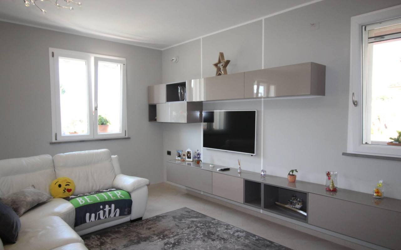 Villa in vendita a San Vincenzo (LI) - rif. 149 vsv