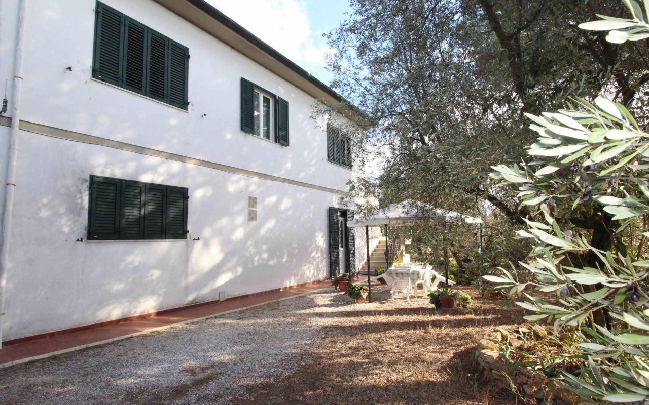 Casale in vendita a San Lorenzo (LI) - rif. 200 vf