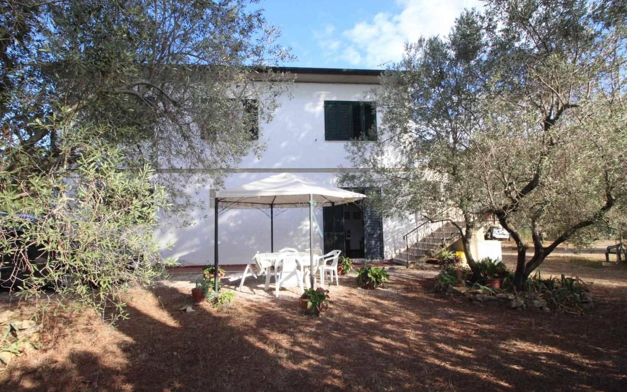 Casale in vendita a San Lorenzo (LI) - rif. 200 vf