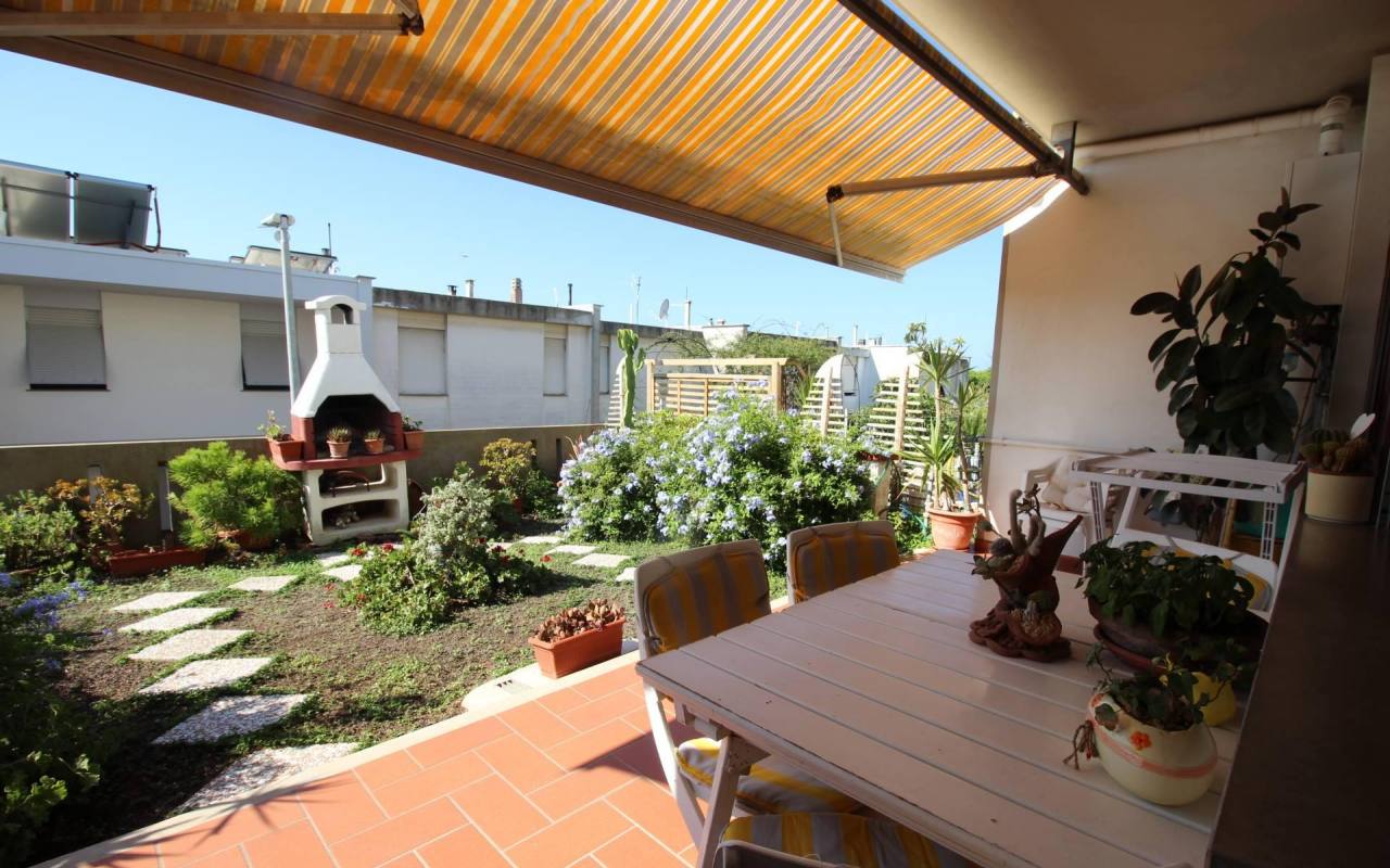 Villa in vendita a San Vincenzo (LI) - rif. 648 pn