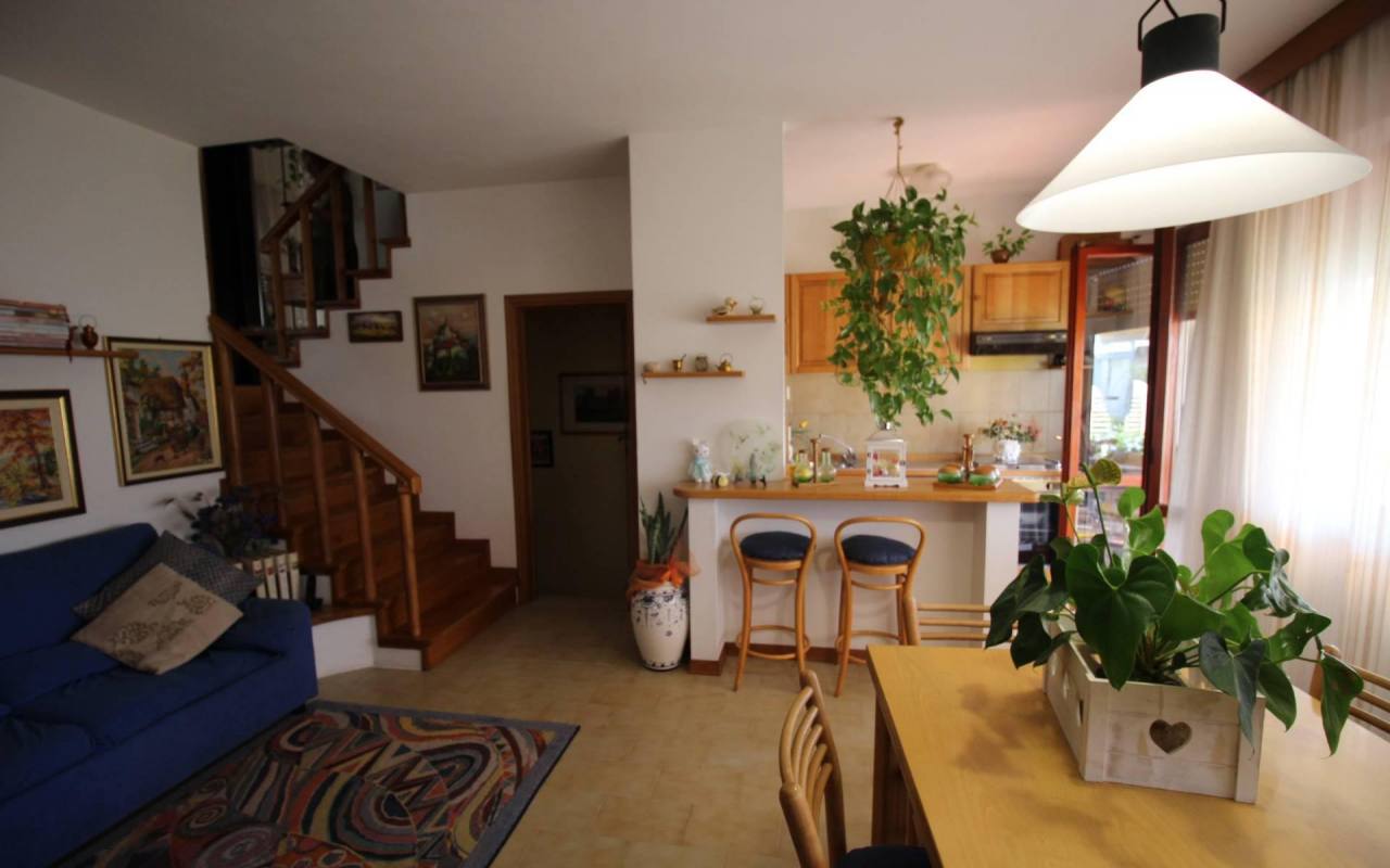 Villa in vendita a San Vincenzo (LI) - rif. 648 pn