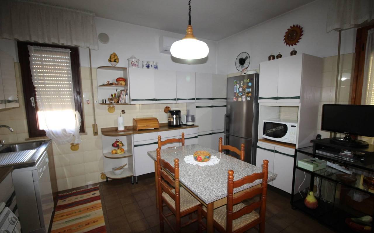 Villa in vendita a San Vincenzo (LI) - rif. 155 vsv