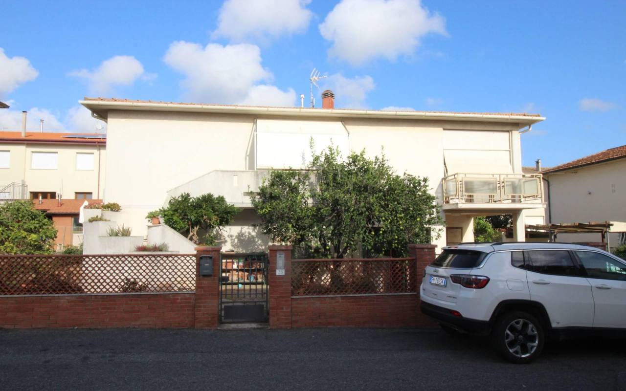 Villa in vendita a San Vincenzo (LI) - rif. 155 vsv