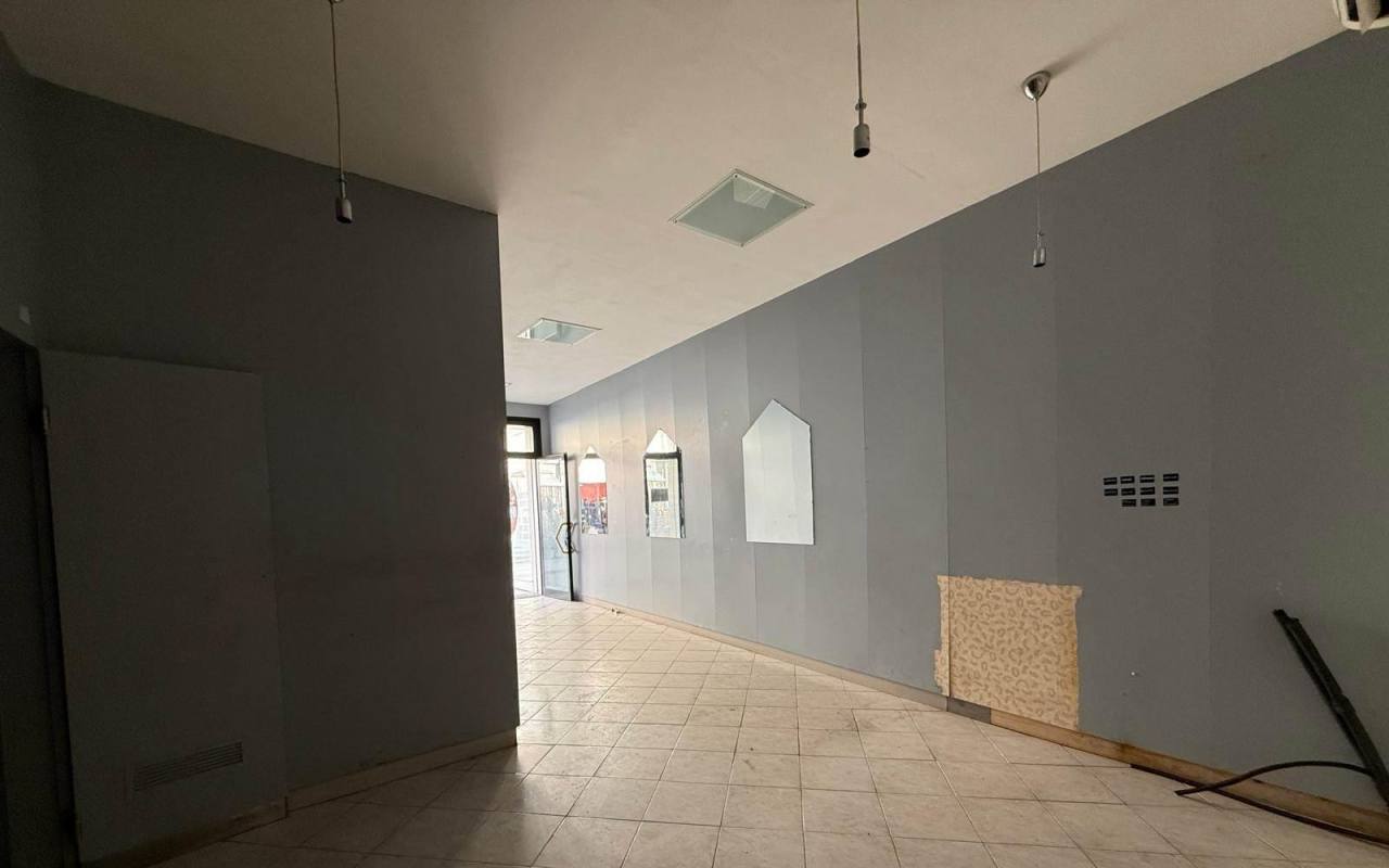 Attività commerciali in vendita a San Vincenzo (LI) - rif. 97 csv