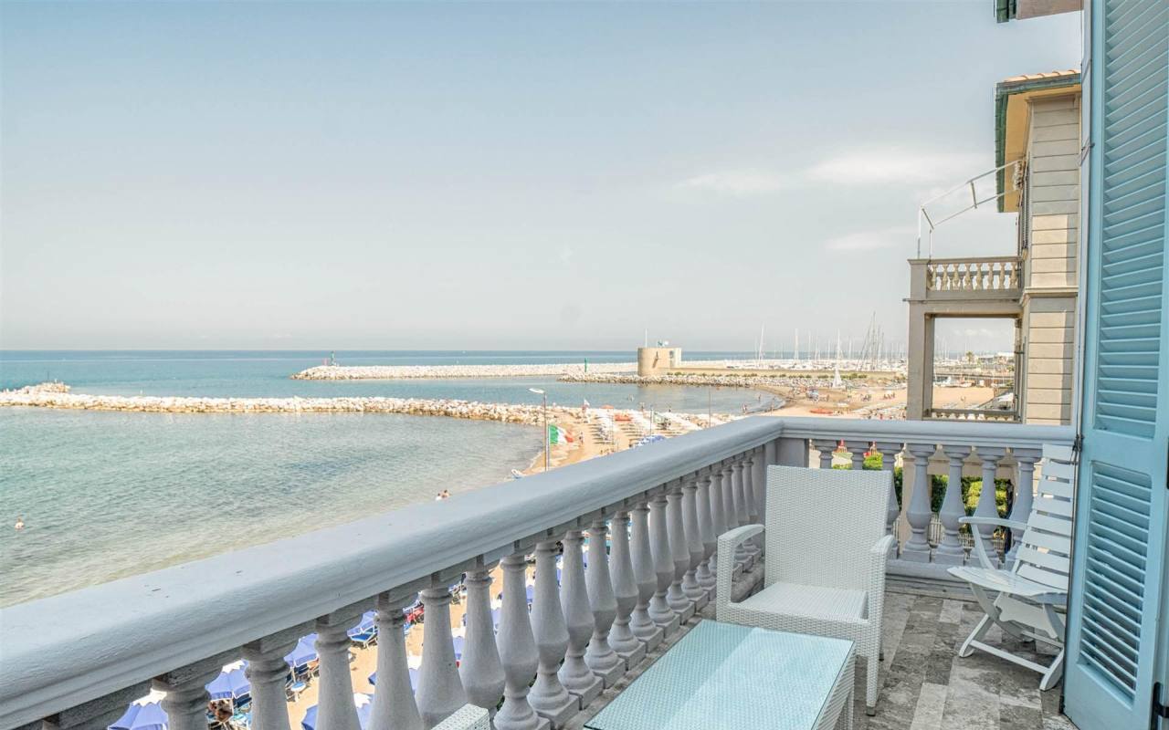 Appartamento in vendita a San Vincenzo (LI) - rif. 202 ce