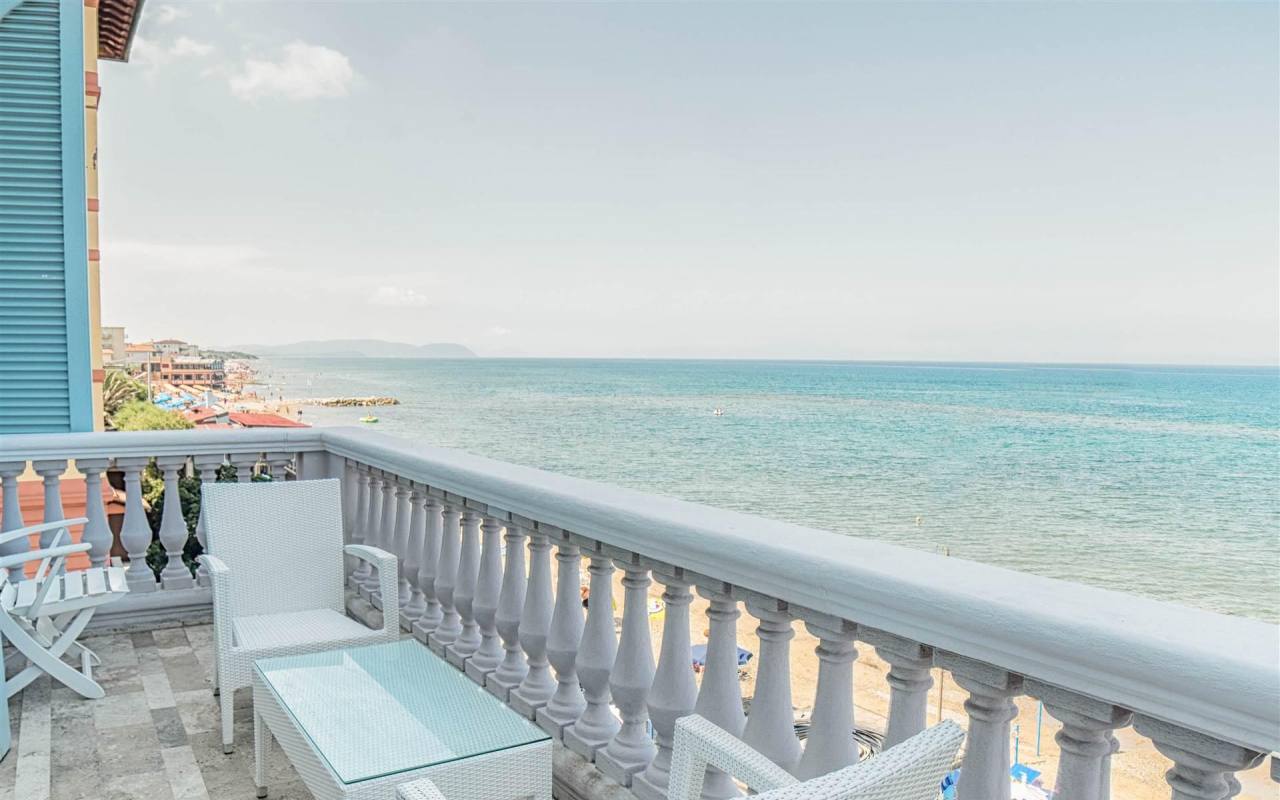 Appartamento in vendita a San Vincenzo (LI) - rif. 202 ce