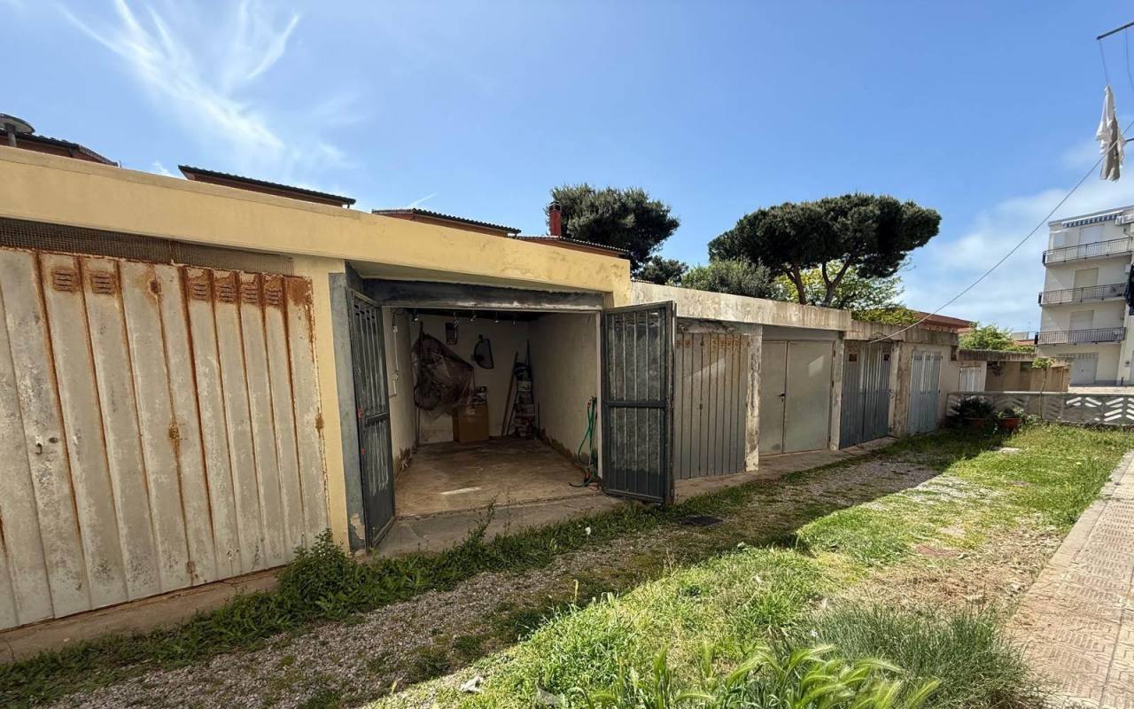 Altro in vendita a San Vincenzo (LI) - rif. 681 pn