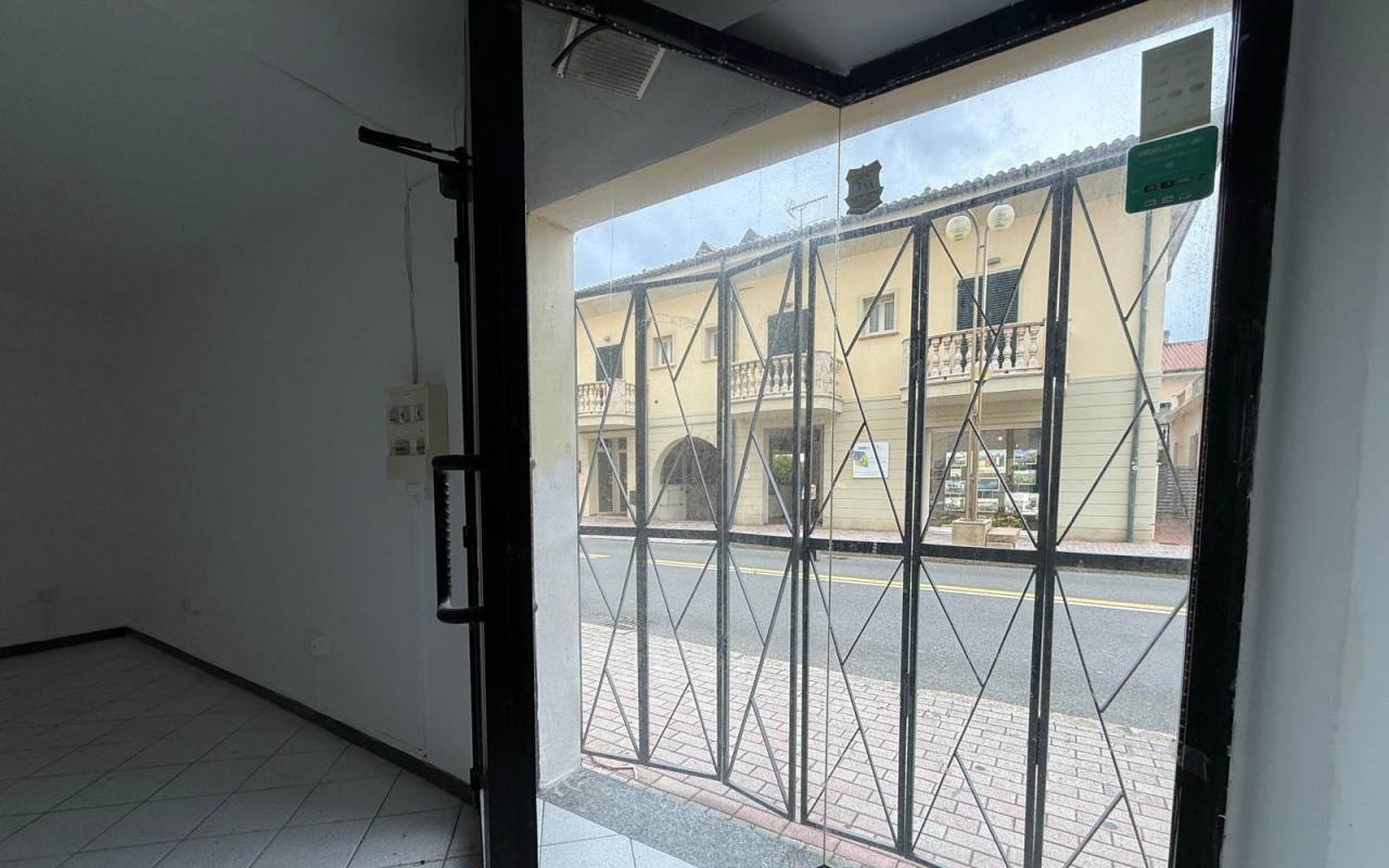 Attività commerciali in affitto a San Vincenzo (LI) - rif. 10