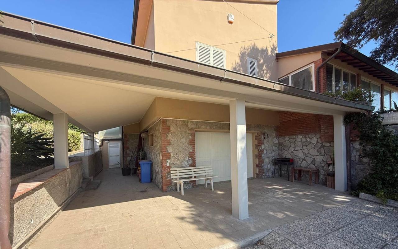 Villa in vendita a San Vincenzo (LI) - rif. 169 vsv