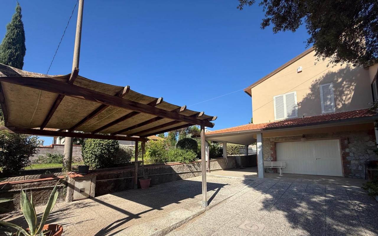 Villa in vendita a San Vincenzo (LI) - rif. 169 vsv
