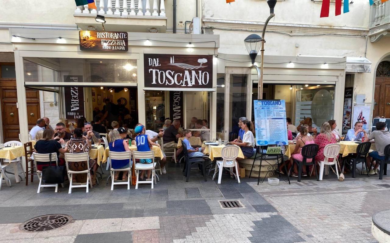 Attività commerciali in vendita a San Vincenzo (LI) - rif. 98 csv