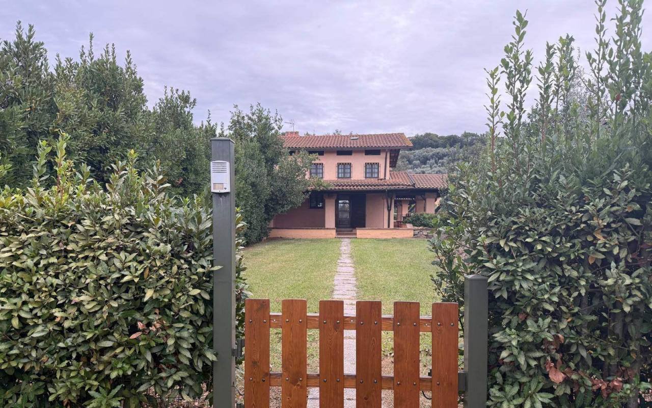 Appartamento in vendita a Castagneto Carducci (LI) - rif. 294 AF